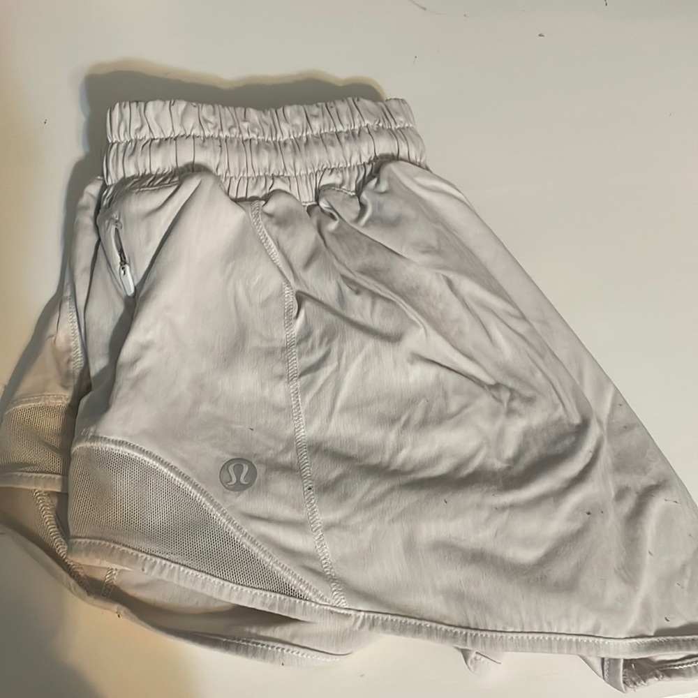 Lululemon hottie hot shorts